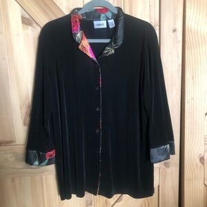 Chico's Travelers 3 Black Button-Down Shirt with Floral Trim Slinky
